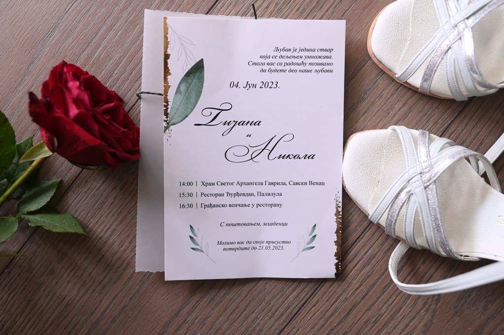 Burme u kutijici:
Detalji venčanja – burme u elegantnoj kutijici